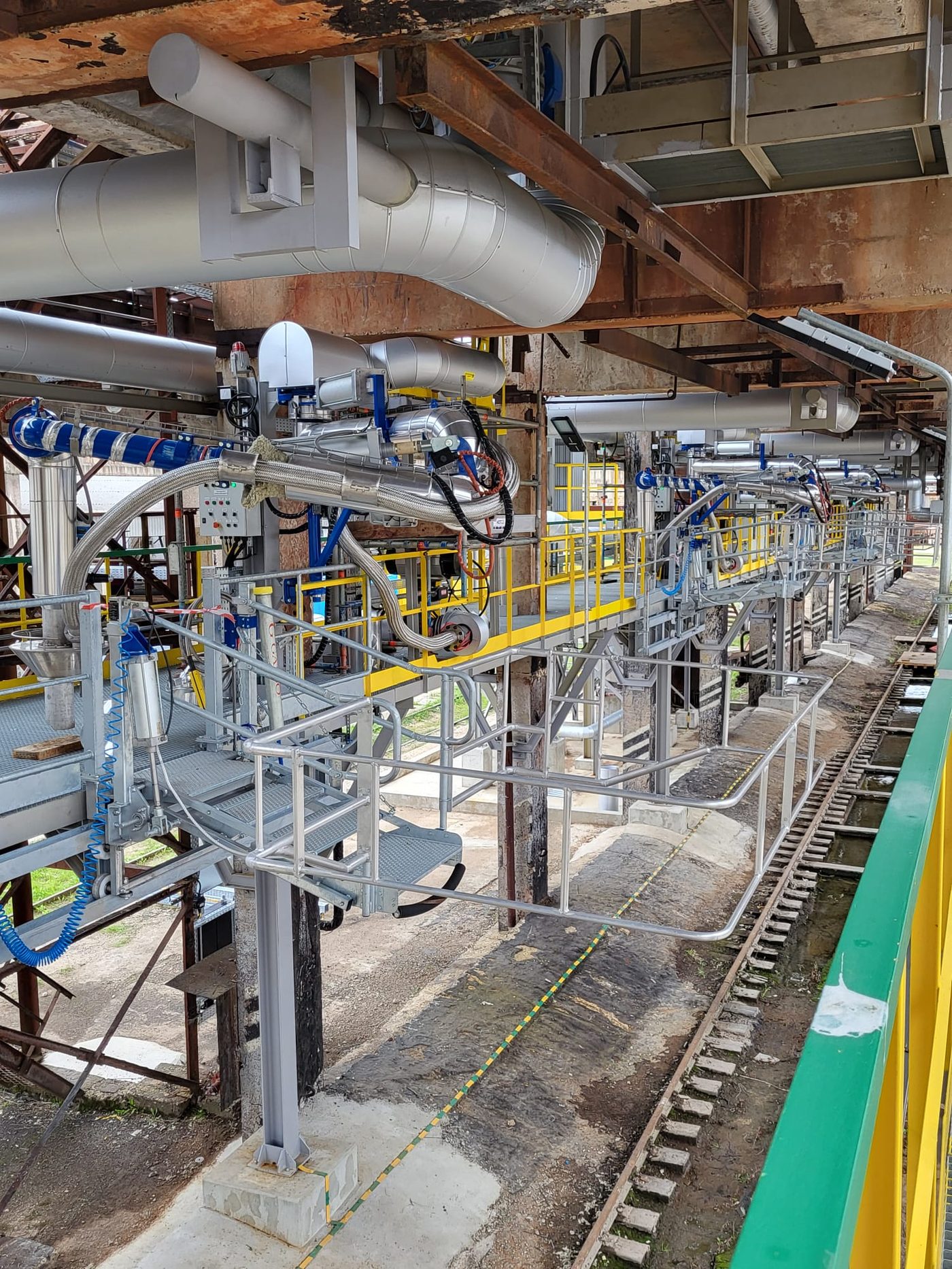 Loading rack with Gassó loading arms installed and commissioned
